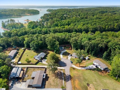 Tucked away on 0.82 acres with a peaceful country living feel - photo 29