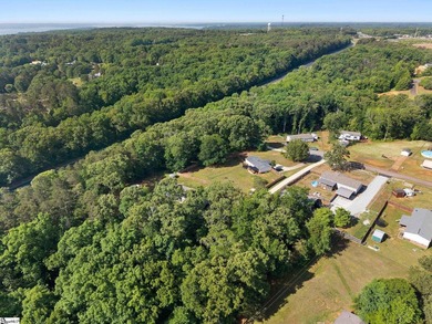 Tucked away on 0.82 acres with a peaceful country living feel - photo 30