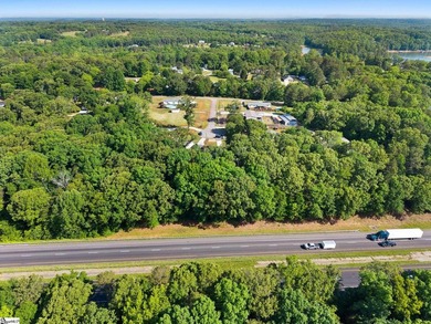 Tucked away on 0.82 acres with a peaceful country living feel - photo 31
