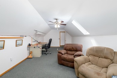 Quintessential Sequim home with beautiful architecture and - photo 33