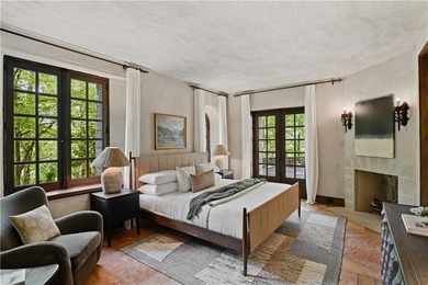 Welcome to the most exclusive, private lot available in all of - photo 38