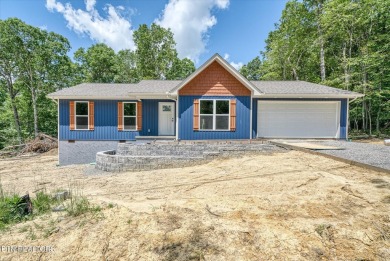 Lake Home For Sale in Crossville, Tennessee