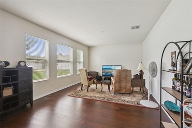 Such a Charming, Family-Friendly 4 Bedroom 2.5 Bath Home in - photo 7