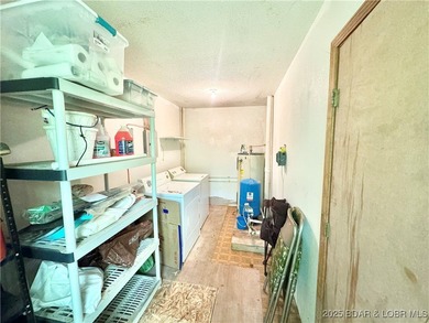 Welcome to Lake Placid! This 3 bed & 1.5 bath home has a - photo 19