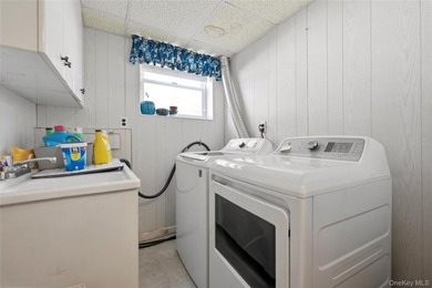 Spacious and well-maintained legal two-family home located in - photo 22
