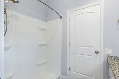 Cute 3 bed/2 bath a third of a mile to Barview Wayside Beach - photo 23