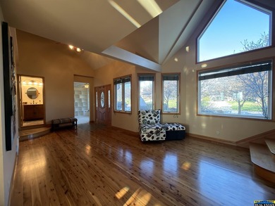 ESTATE-SCALE LUXURY UNDER $191 PER SQFT. Adjacent to Curt - photo 8