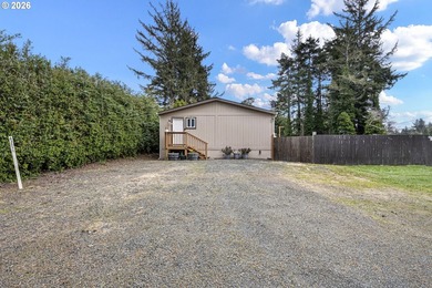 Cute 3 bed/2 bath a third of a mile to Barview Wayside Beach - photo 35