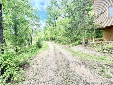Welcome to Lake Placid! This 3 bed & 1.5 bath home has a - photo 48