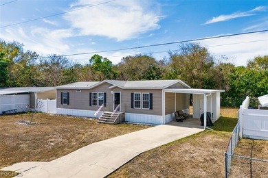 Welcome to 7638 Peyraud Drive in the desirable Spring Woods - photo 6