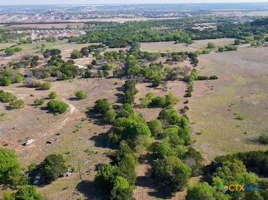 Escape to your own slice of Texas countryside with this - photo 5