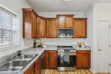 Beautifully maintained home with a finished basement in the - photo 7