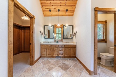 Set within a quiet cul-de-sac in Lahontan Golf Club, 115 Bob - photo 12