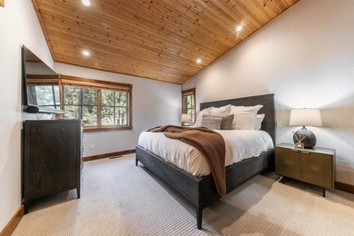 Set within a quiet cul-de-sac in Lahontan Golf Club, 115 Bob - photo 14