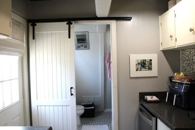 REDUCED! Welcome to this charming A-frame with 2 bedrooms, 2 - photo 22