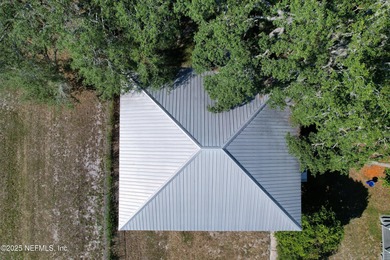 Lakefront retreat on Silver Lake just outside the quaint town of - photo 32