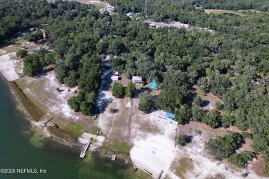 Lakefront retreat on Silver Lake just outside the quaint town of - photo 36