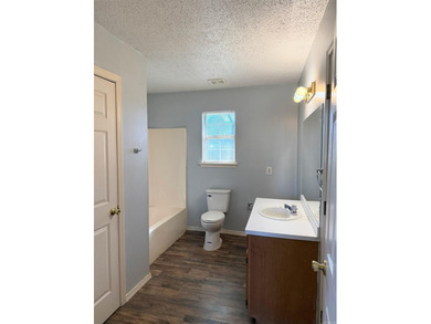 Adorable 2-bedroom, 1-bath home offering 1,140 sq ft of spacious