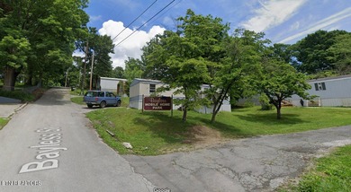 Watts Bar Lake Home Sale Pending in Rockwood Tennessee