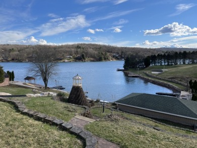 Direct Lakefront Property with Spectacular Views - Lake Home For Sale in Auburn, Pennsylvania