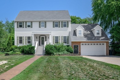 Nestled on a picturesque waterfront lot in Hammonton, this - photo 1