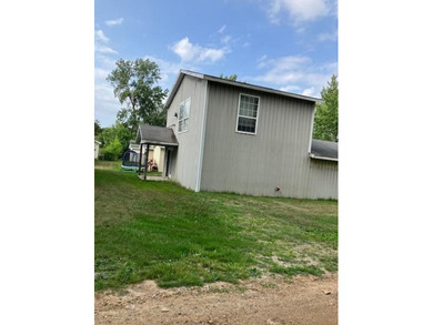 3 individual houses: one house is approx 600 sq ft includes - photo 3