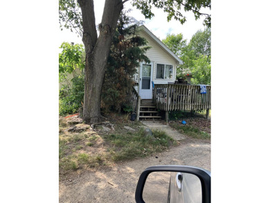 3 individual houses: one house is approx 600 sq ft includes - photo 5