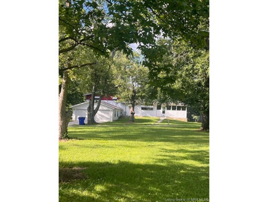 (private lake, pond, creek) Home Active Under Contract in Palmyra Indiana