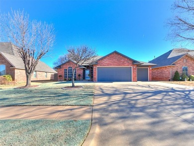 (private lake, pond, creek) Home Sale Pending in Mustang Oklahoma