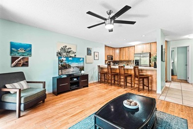 MOTIVATED TO SELL. Ground Floor. Garden Views. Right Across from - photo 6