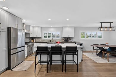 Nestled within the prestigious Peacock Gap neighborhood, 127 - photo 12