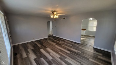 Investors Welcome! This tenant occupied 2 bedroom, 1 bath home - photo 2