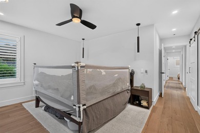 Nestled within the prestigious Peacock Gap neighborhood, 127 - photo 23