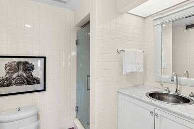 This South of the Highway estate has everything in place for a - photo 30