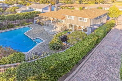 Nestled within the prestigious Peacock Gap neighborhood, 127 - photo 41
