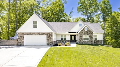Lake Cumberland Home For Sale in Nancy Kentucky