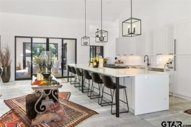 Rural Luxury Meets Chic Sophistication - photo 17