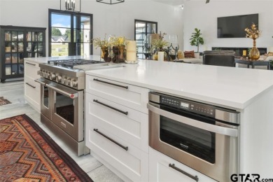 Rural Luxury Meets Chic Sophistication - photo 20