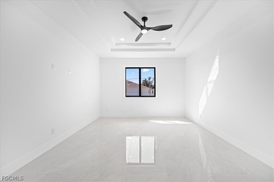 STUNNING CUSTOM NEW CONSTRUCTION HOME located in a highly - photo 14