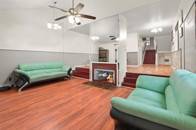 Welcome to this beautiful 4-bedroom townhouse offering plenty of - photo 15