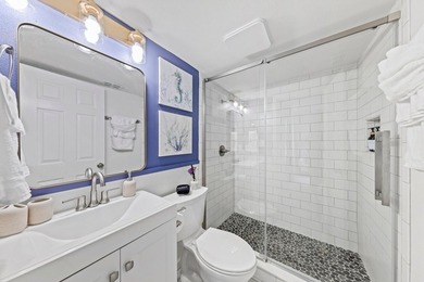 Here is your chance to own the nicest unit available in - photo 15