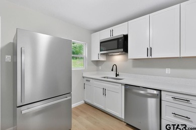 Renovated and Move-in ready! This 4-bedroom, 1-bath home offers - photo 9