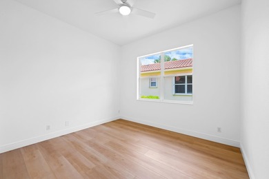 Welcome to Venetian Isles, a gated 55+ active lifestyle - photo 21