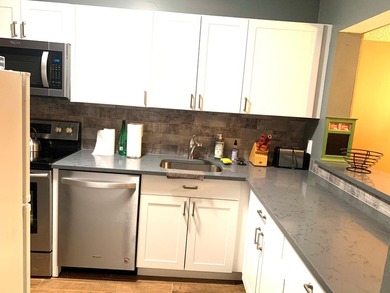 ***Investor Special*** CASH ONLY , No age restriction, Remodeled - photo 5