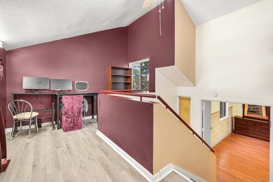 Welcome to this beautiful 4-bedroom townhouse offering plenty of - photo 30