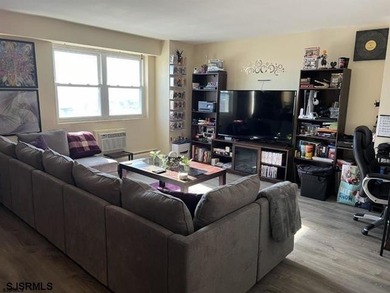 Welcome to Landmark Towers in the desirable Lower Chelsea - photo 10