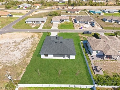 STUNNING CUSTOM NEW CONSTRUCTION HOME located in a highly - photo 44