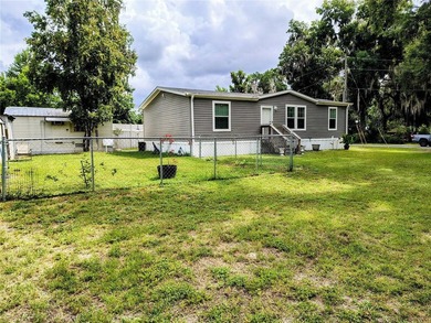 Situated on a corner lot is this newer home that has the perfect - photo 2