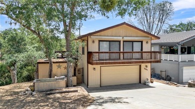 2584 Captains Walk - photo 1