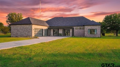 Rural Luxury Meets Chic Sophistication - photo 2